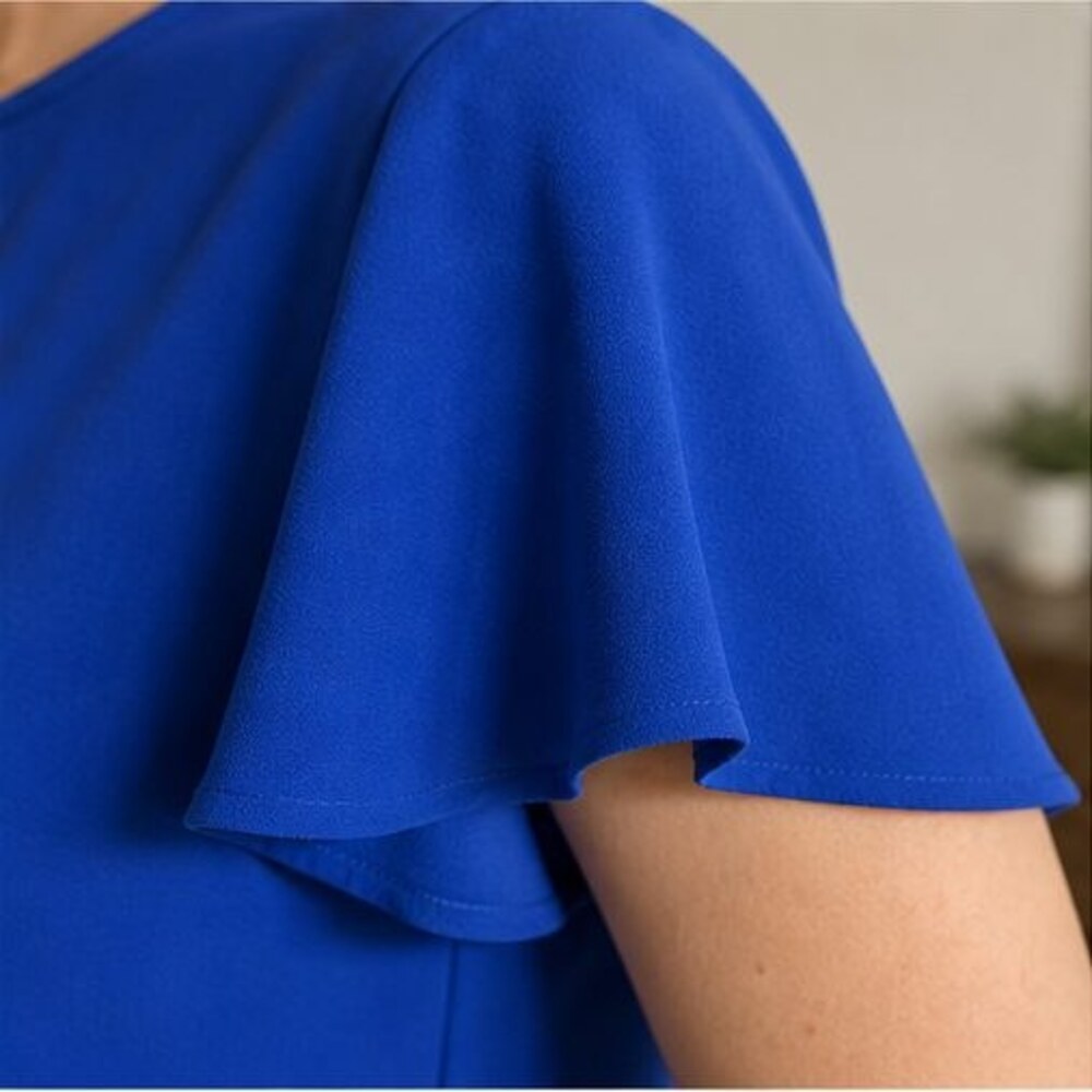 Cream Puff Sleeve Top - Picture 5 of 6